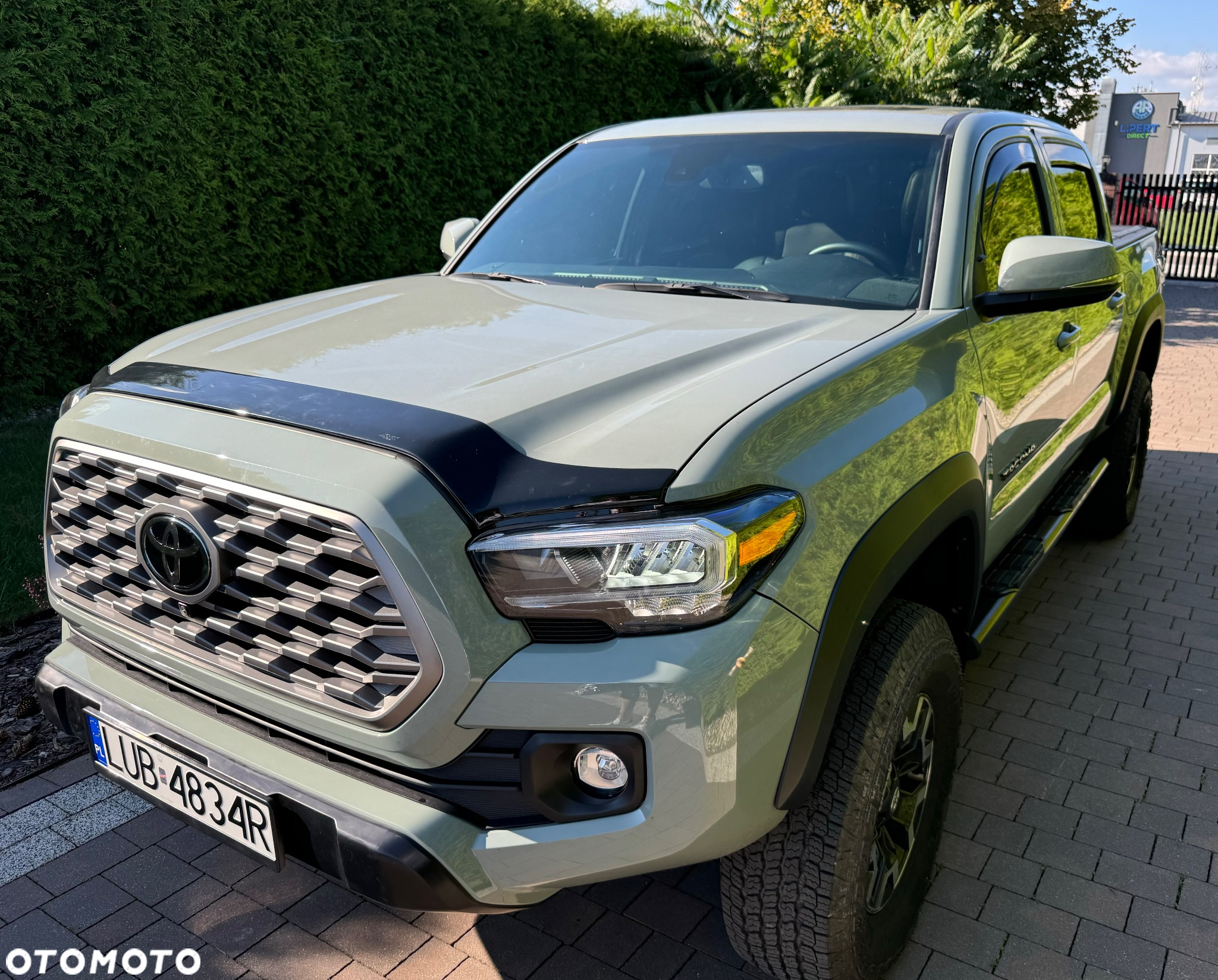 Toyota Tacoma - 10