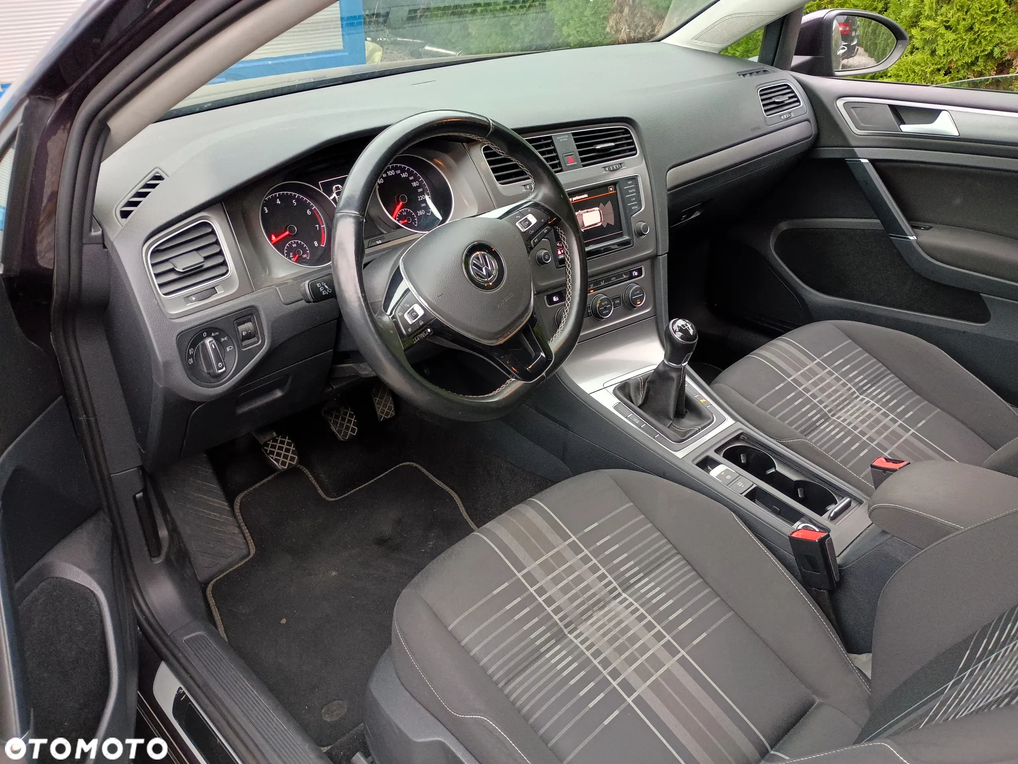 Volkswagen Golf 1.2 TSI BlueMotion Technology Cup - 19