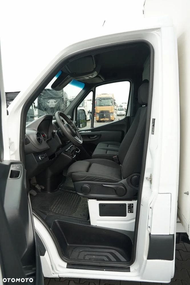 Mercedes-Benz SPRINTER / KONTENER - 4,3 M / WINDA DHOLLANDIA - 750 KG / BLIŹNIAK / 3 MIEJSCA / SPROWADZONY / EURO 6 - 26