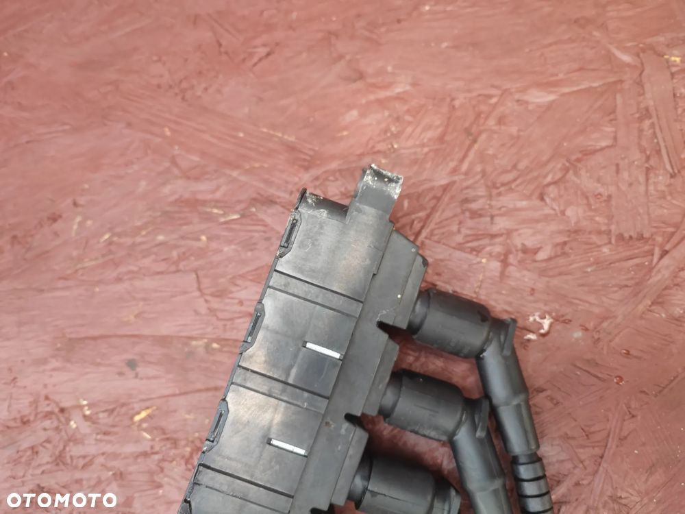 BMW E34 / E36 / E46 / Z3 ORYGINALNA CEWKA ZAPŁONOWA + PRZEWODY DO SILNIKÓW GAMY M43B16 / M43B18 / M44 / M42 O NR. 12 13 1 247 281 OEM SPRAWNA W 100% - 7