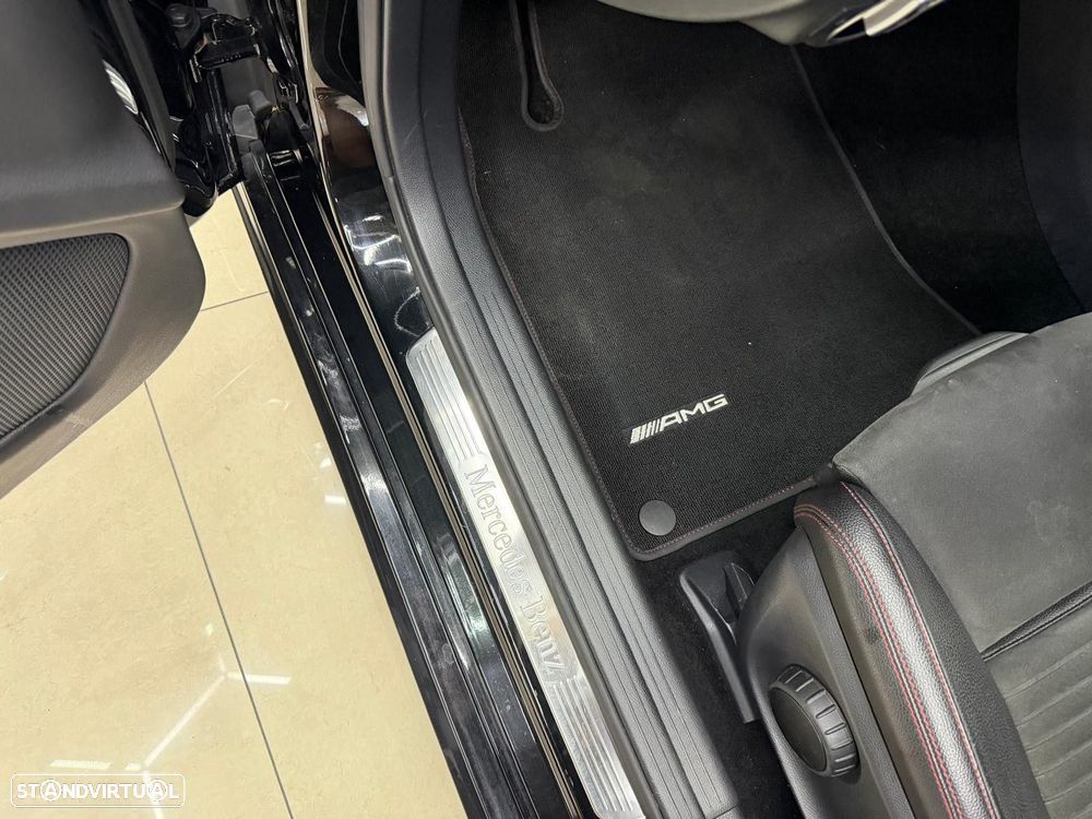 Mercedes-Benz A 180 AMG Line - 18