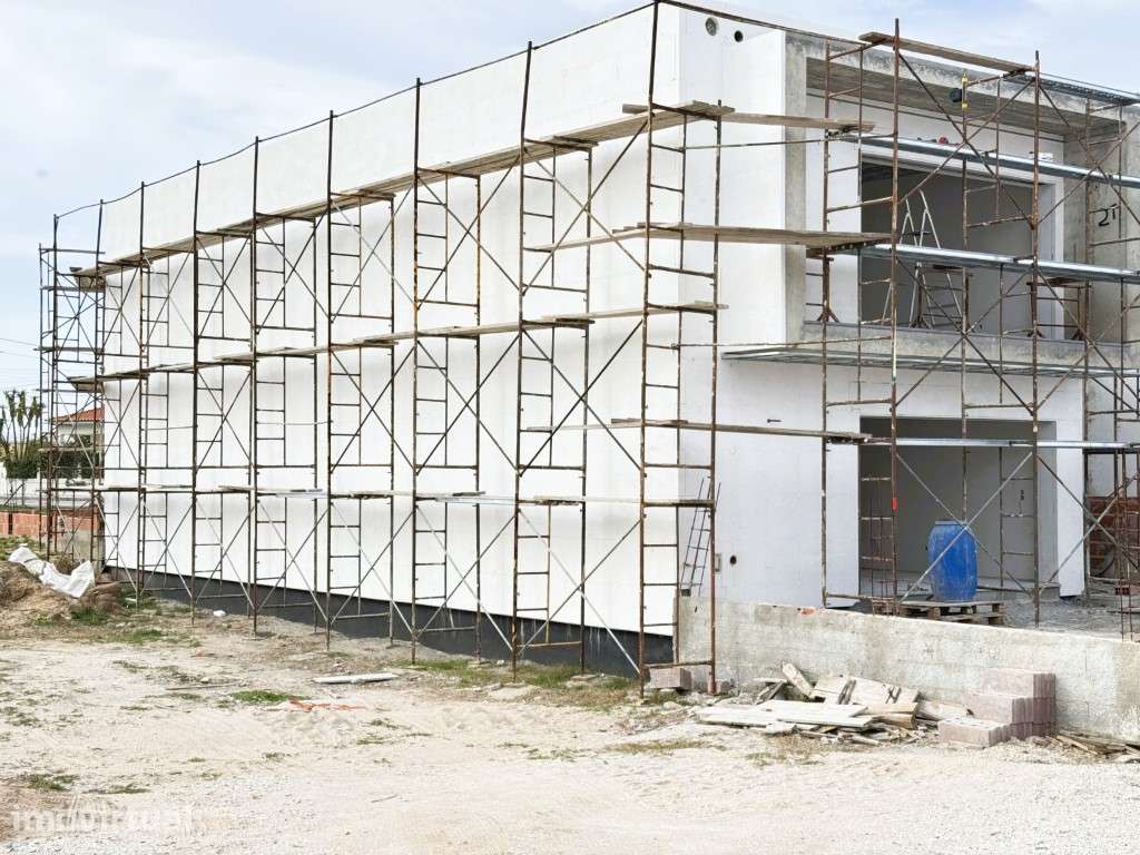 Moradia T4 Moderna em Construção - Próxima da Praia em Santa Cruz /... - Grande imagem: 3/28
