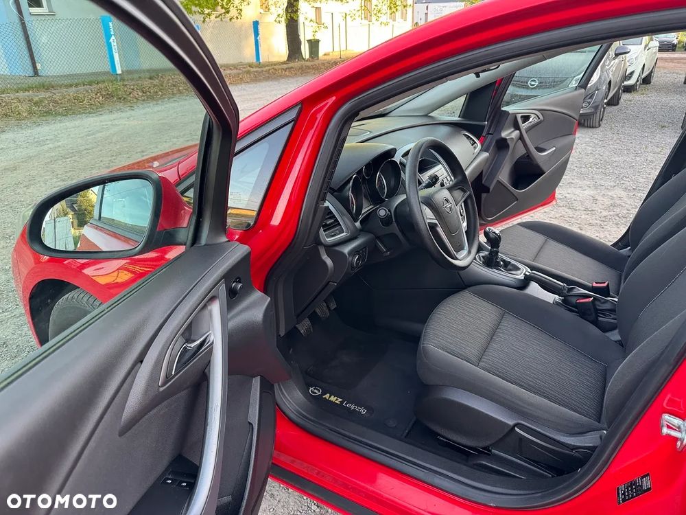 Opel Astra - 16