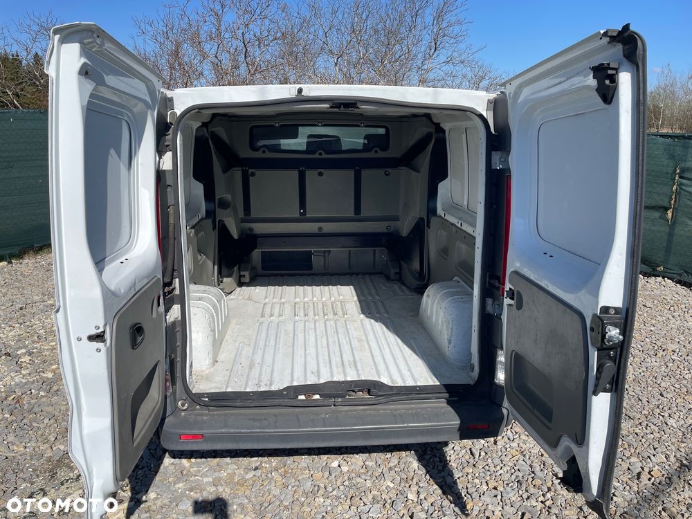 Renault Trafic - 13