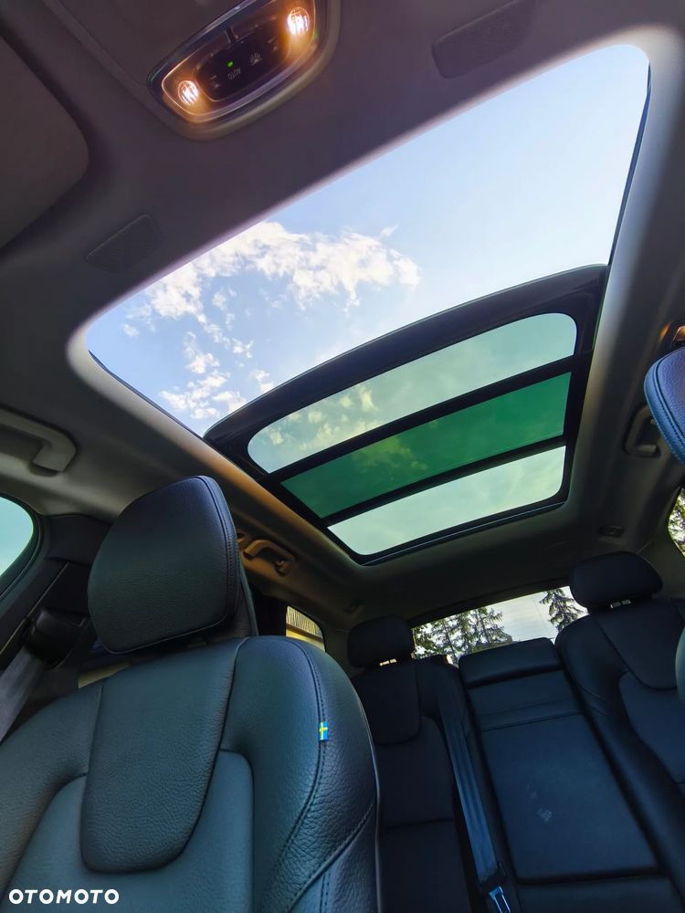 Volvo XC 60 - 24