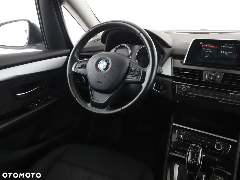 BMW Seria 2 218d xDrive - 17