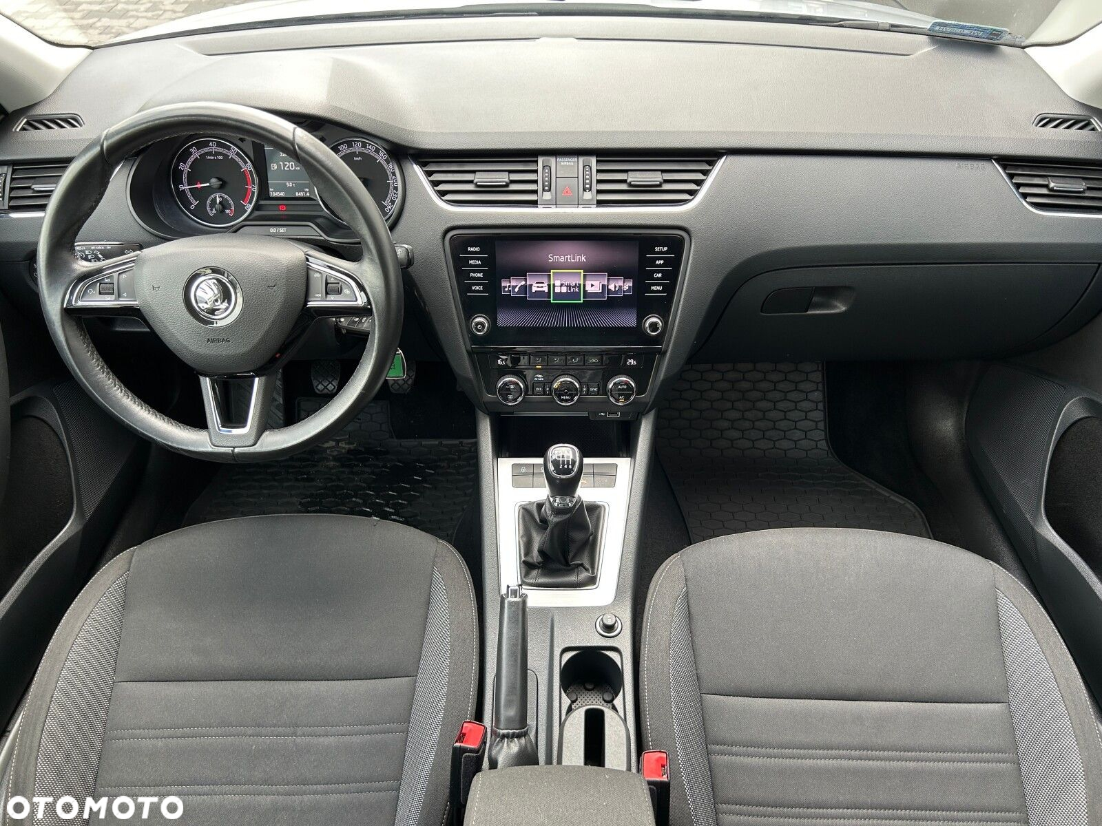 Skoda Octavia 1.5 TSI ACT Ambition - 4