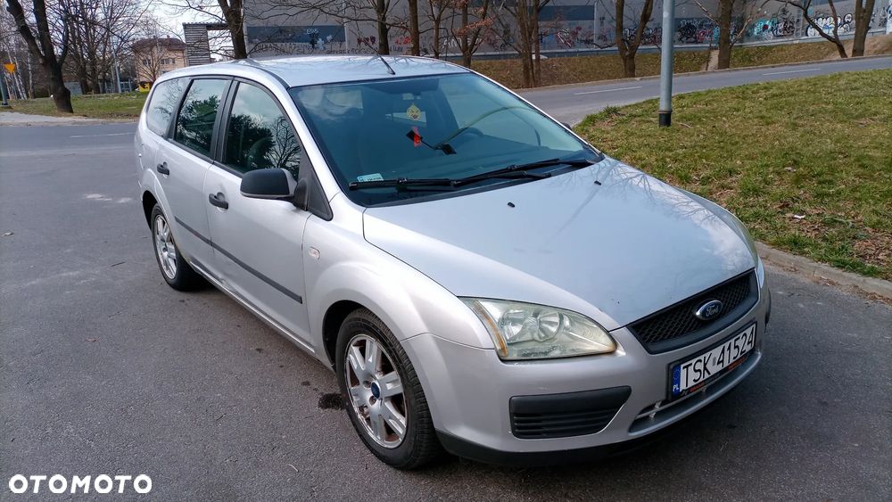 Ford Focus 1.6 TDCi Trend + - 3