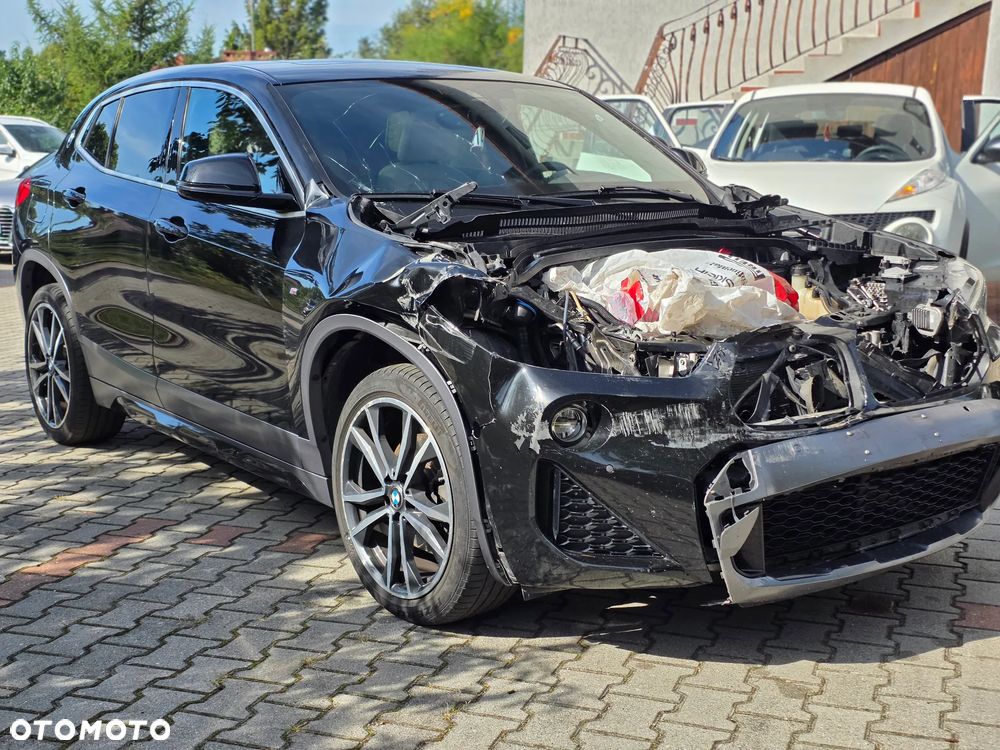 BMW X2 sDrive18d Edition M Mesh - 3