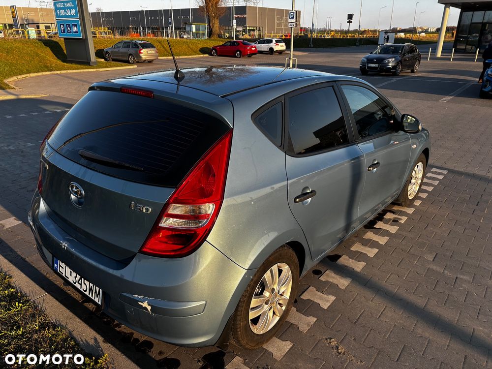 Hyundai i30 1.4 Classic + - 4