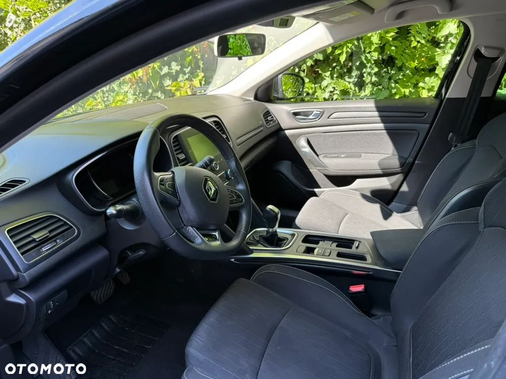 Renault Megane 1.3 TCe FAP Limited EDC - 7