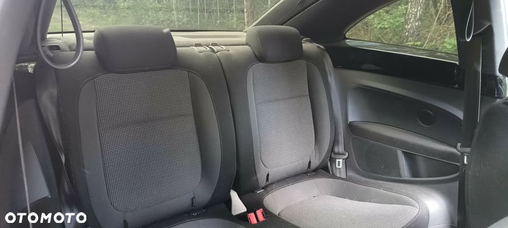 Volkswagen Beetle 1.6 TDI - 11