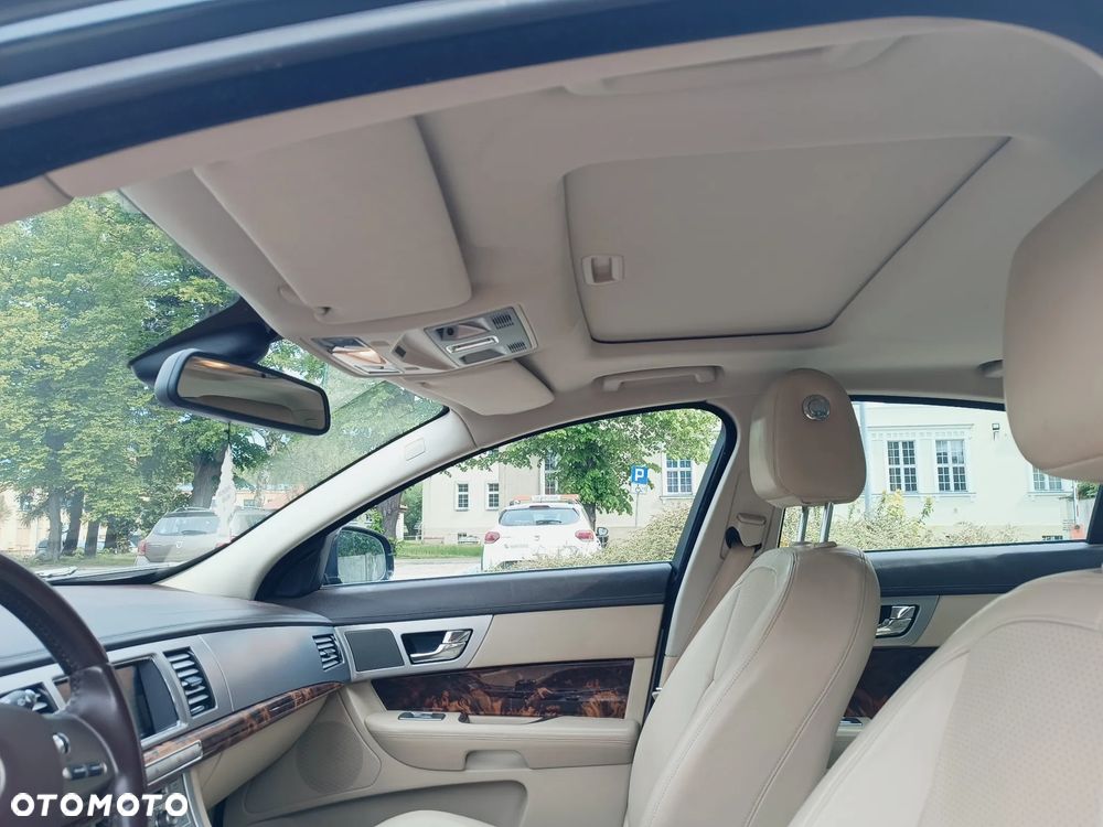 Jaguar XF 3.0 V6 S Premium Luxury - 10