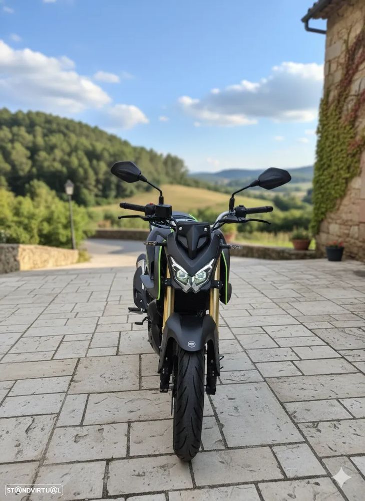 QJ Motor SRK 125S - 2