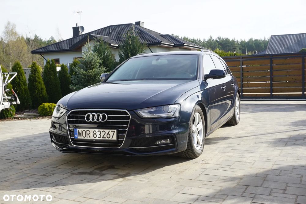 Audi A4 - 4