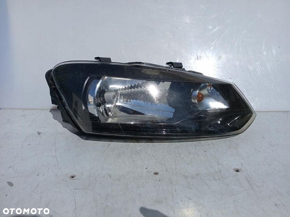 REFLEKTOR PRZÓD PRZEDNI PRAWY LAMPA EU VOLKSWAGEN POLO 6R 09-14r. 89093890 - 1