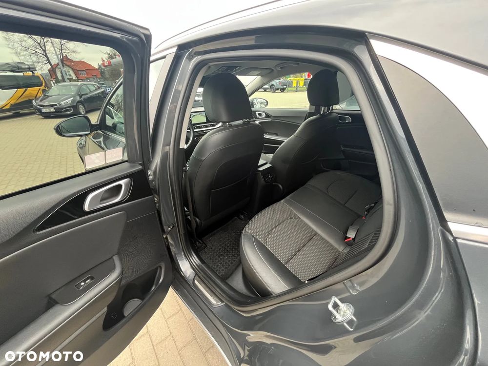 Kia XCeed 1.4 T-GDI L Business Line - 8