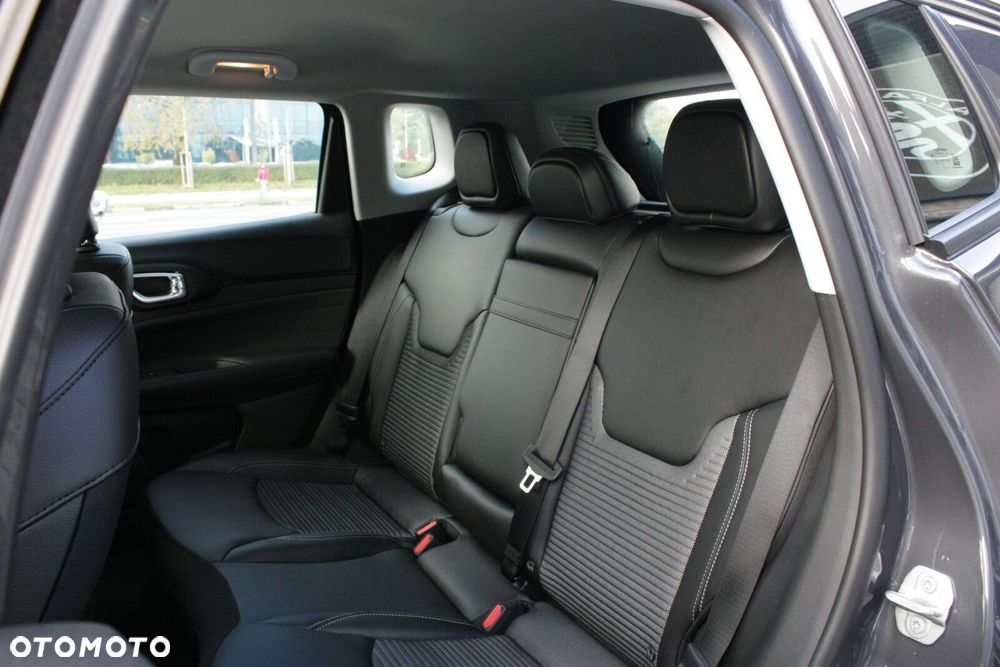 Jeep Compass 1.5 T4 mHEV Altitude FWD S&S DCT - 13