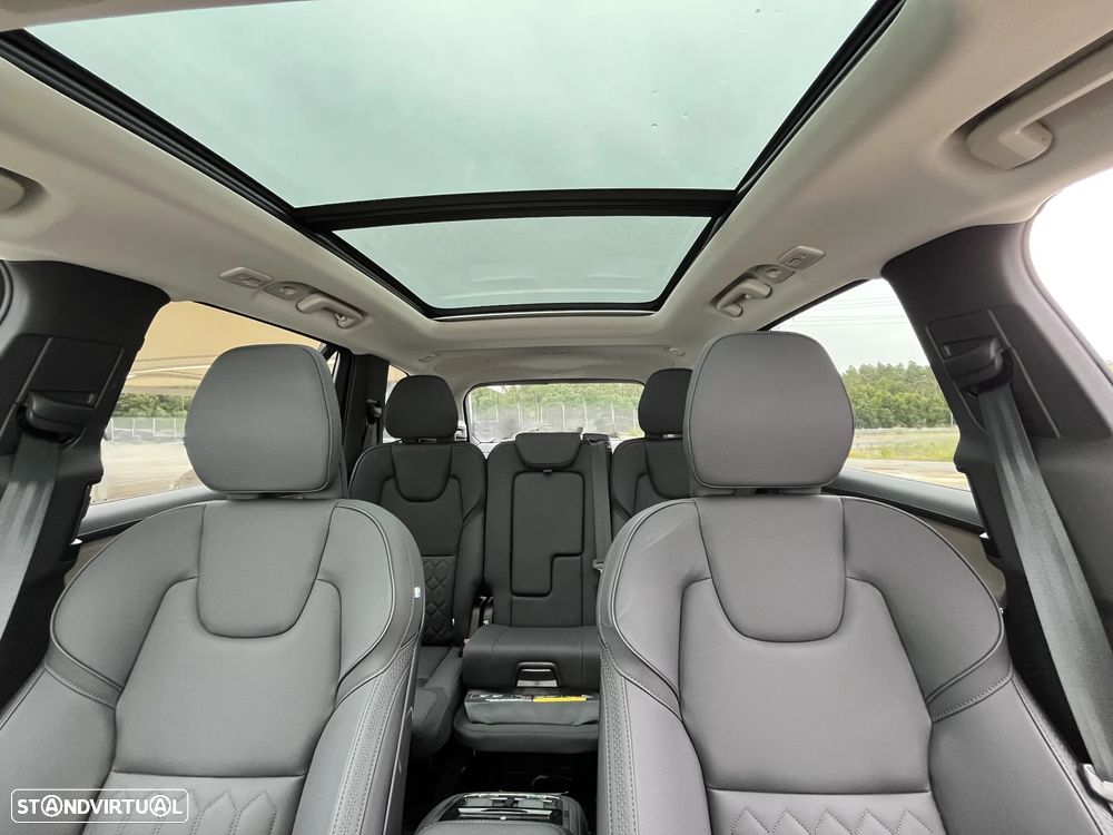 Volvo XC 90 2.0 T8 PHEV Plus Dark AWD - 22
