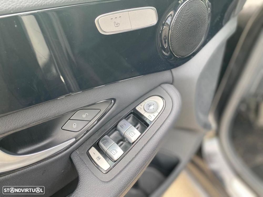 Mercedes-Benz C 300 de T 9G-TRONIC - 12