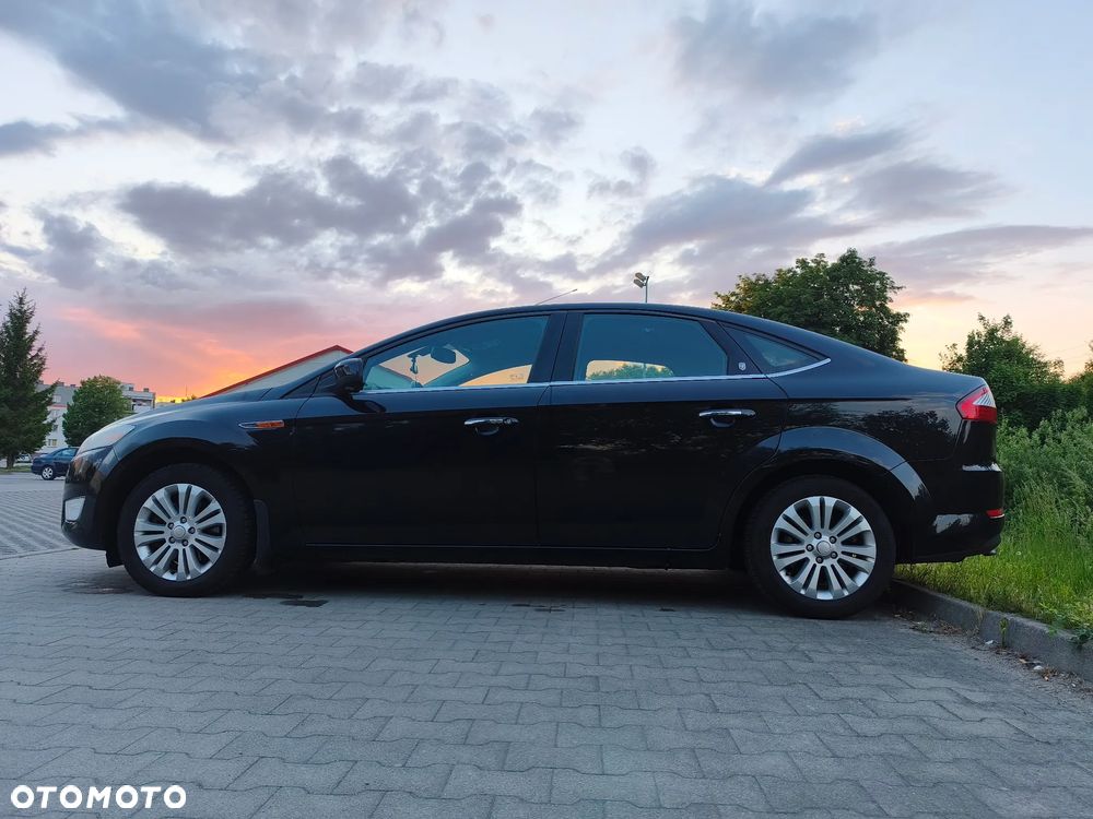 Ford Mondeo 2.0 Ghia - 1