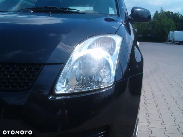 Suzuki Swift - 32