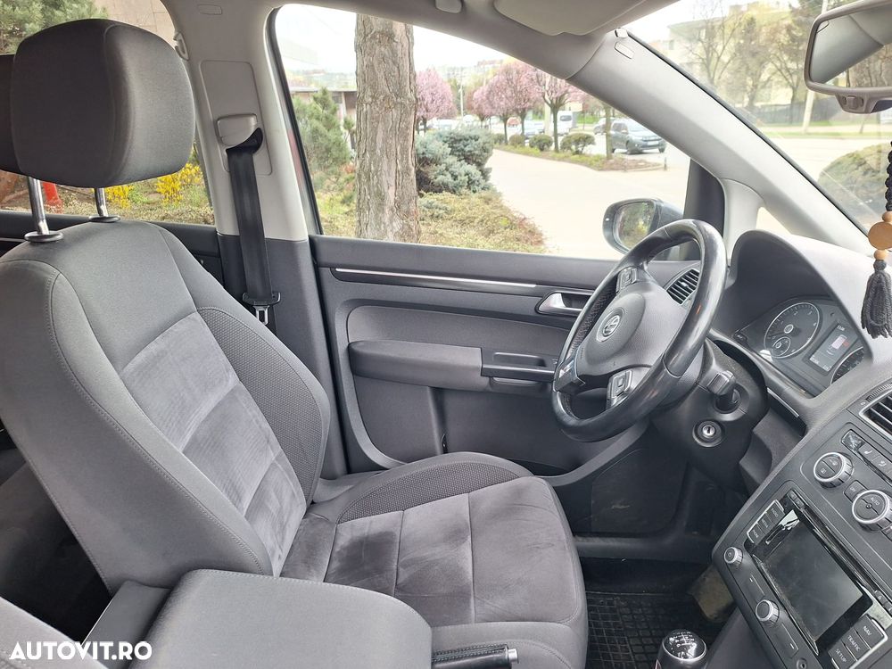 Volkswagen Touran 2.0 TDI BlueMotion Technology Comfortline - 5