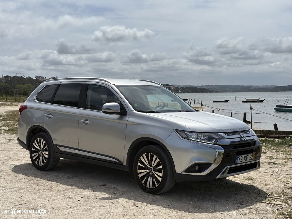 Mitsubishi Outlander 2.0 Kaiteki CVT - 2