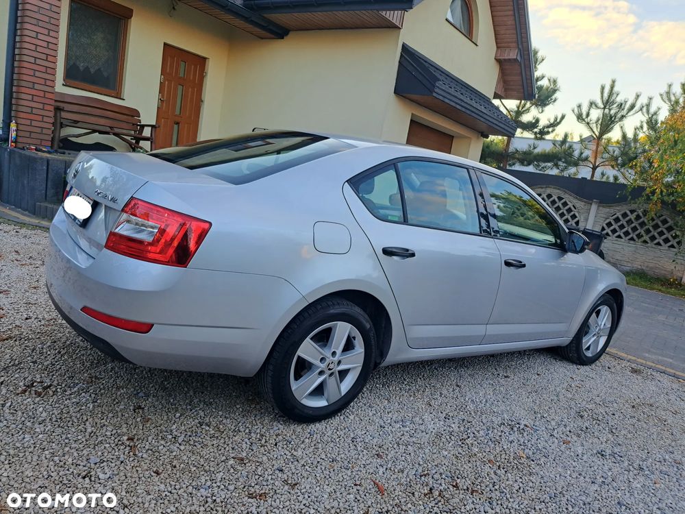 Skoda Octavia 1.6 TDI Active - 12