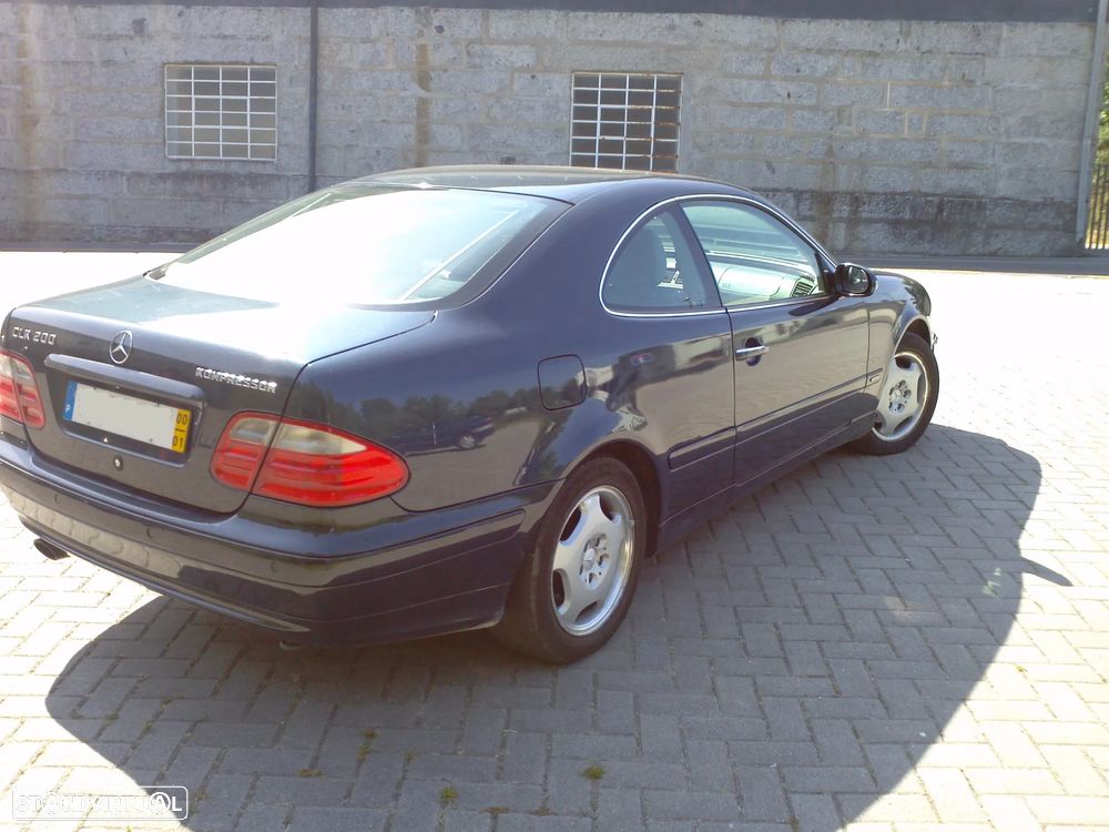 Mercedes-Benz CLK 200 - 4
