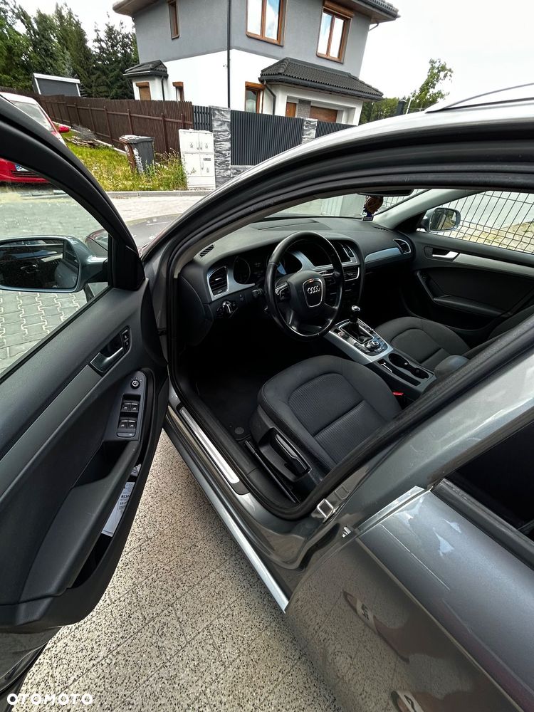Audi A4 Avant 2.0 TDI - 8