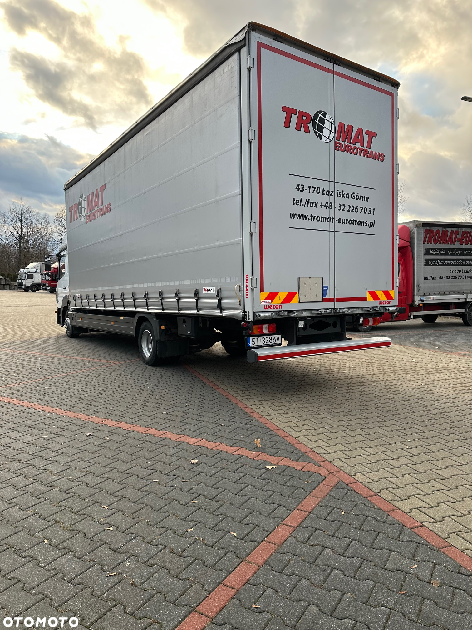 Mercedes-Benz ATEGO - 11