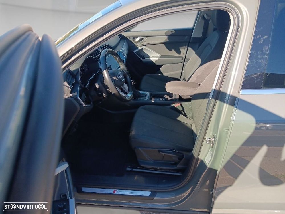 Audi Q3 35 TDI S line S tronic — fotografia 10
