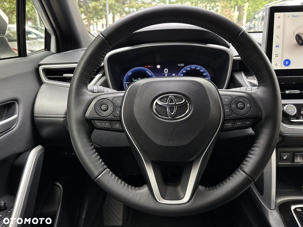 Toyota Corolla Cross - 19