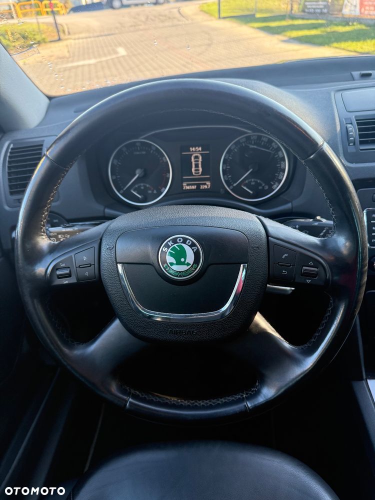 Skoda Octavia 1.8 TSI Laurin & Klement - 9