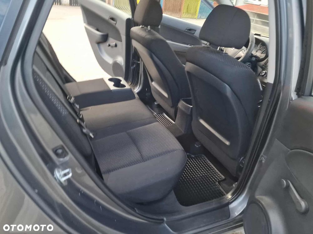 Hyundai i30 1.6 CRDi Comfort - 33