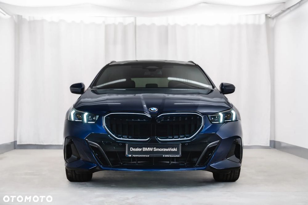 BMW Seria 5 540d xDrive mHEV M Sport - 3