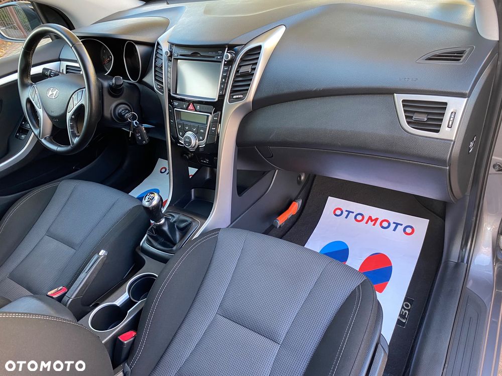Hyundai i30 blue 1.6 GDI Trend - 4