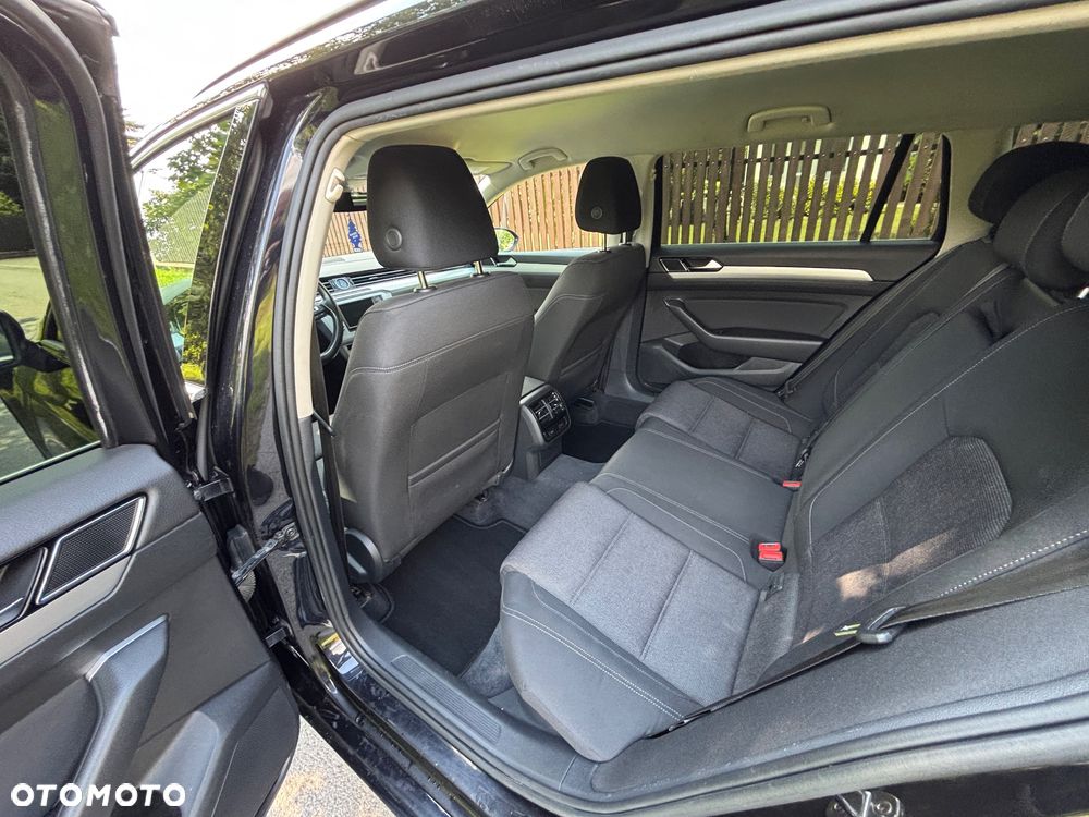 Volkswagen Passat 2.0 TDI BMT Comfortline DSG - 17