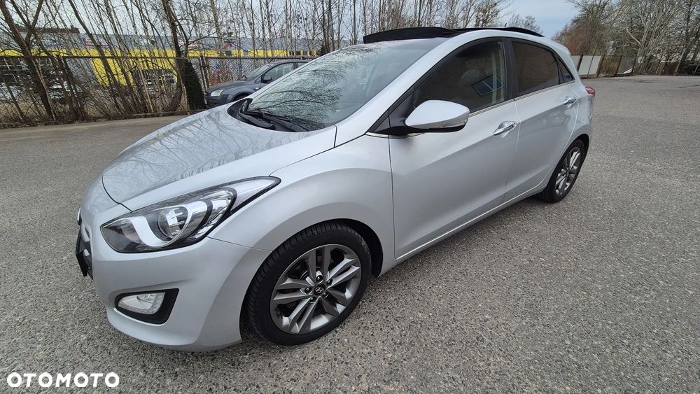 Hyundai i30 1.6 CRDI DCT Premium - 11