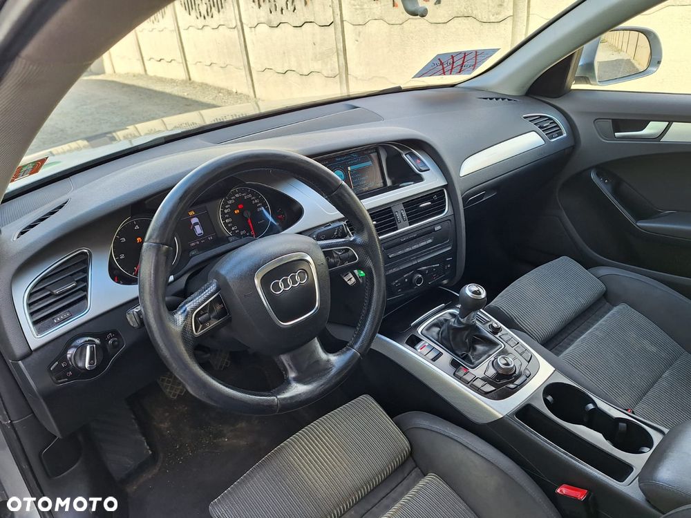 Audi A4 Avant 2.0 TDI DPF - 6