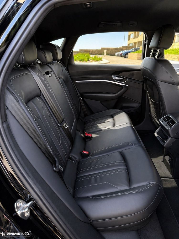 Audi e-tron 55 quattro S line - 9