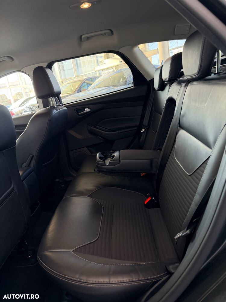 Ford Focus Turnier 1.5 EcoBlue Start-Stopp-System Aut. TITANIUM X - 29