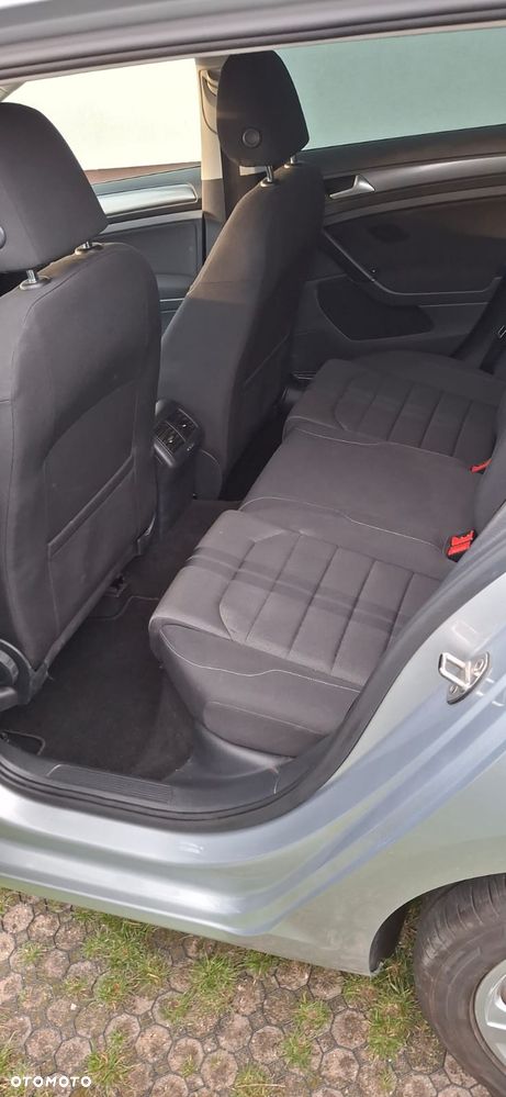 Volkswagen Golf - 15