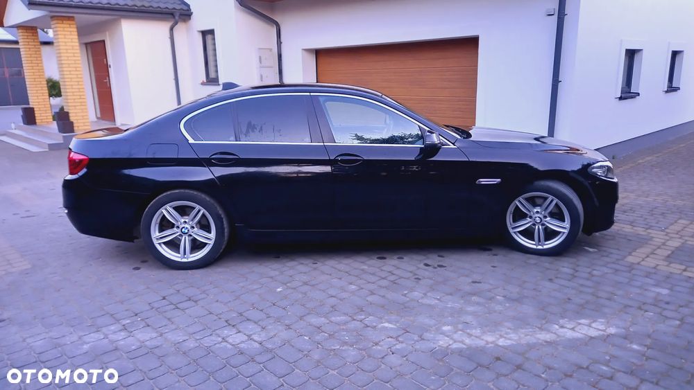 BMW Seria 5 518d - 13