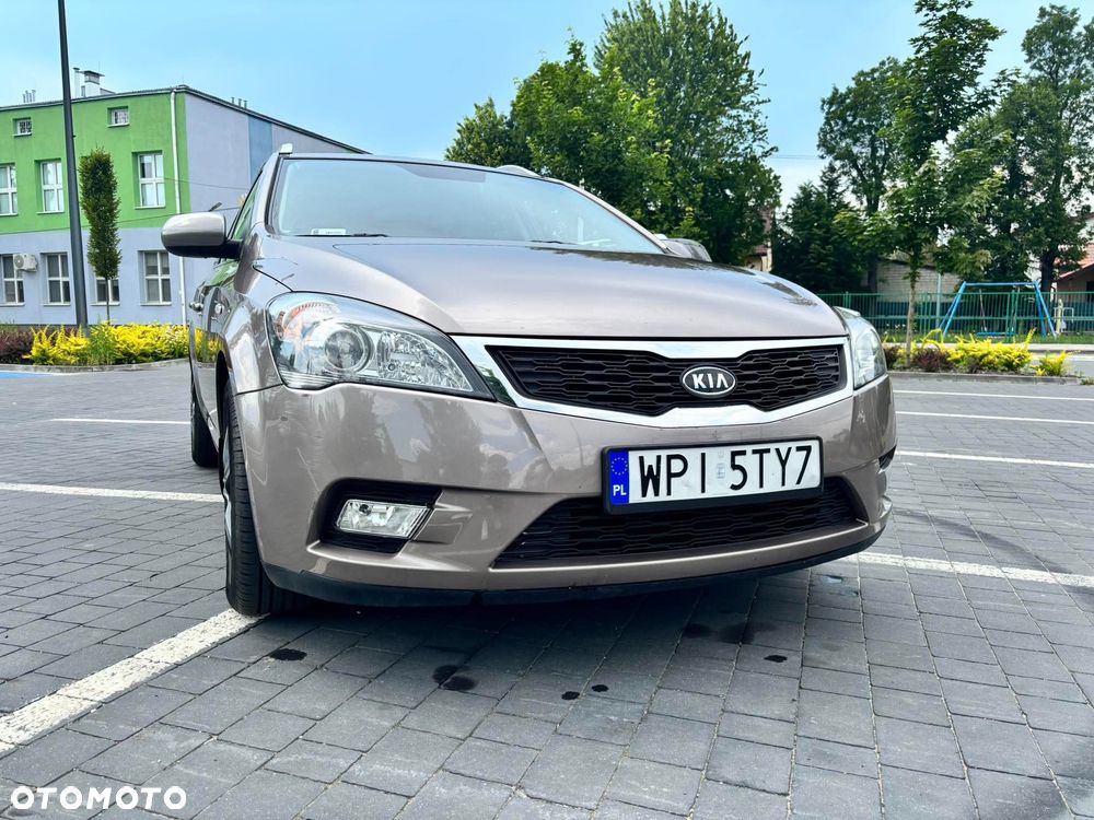 Kia Ceed 1.6 Comfort - 24