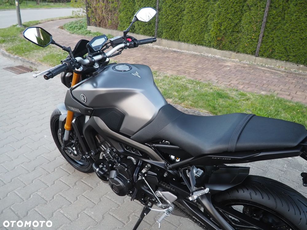 Yamaha MT - 32
