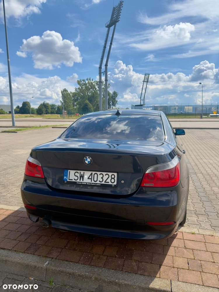 BMW Seria 5 520d - 13