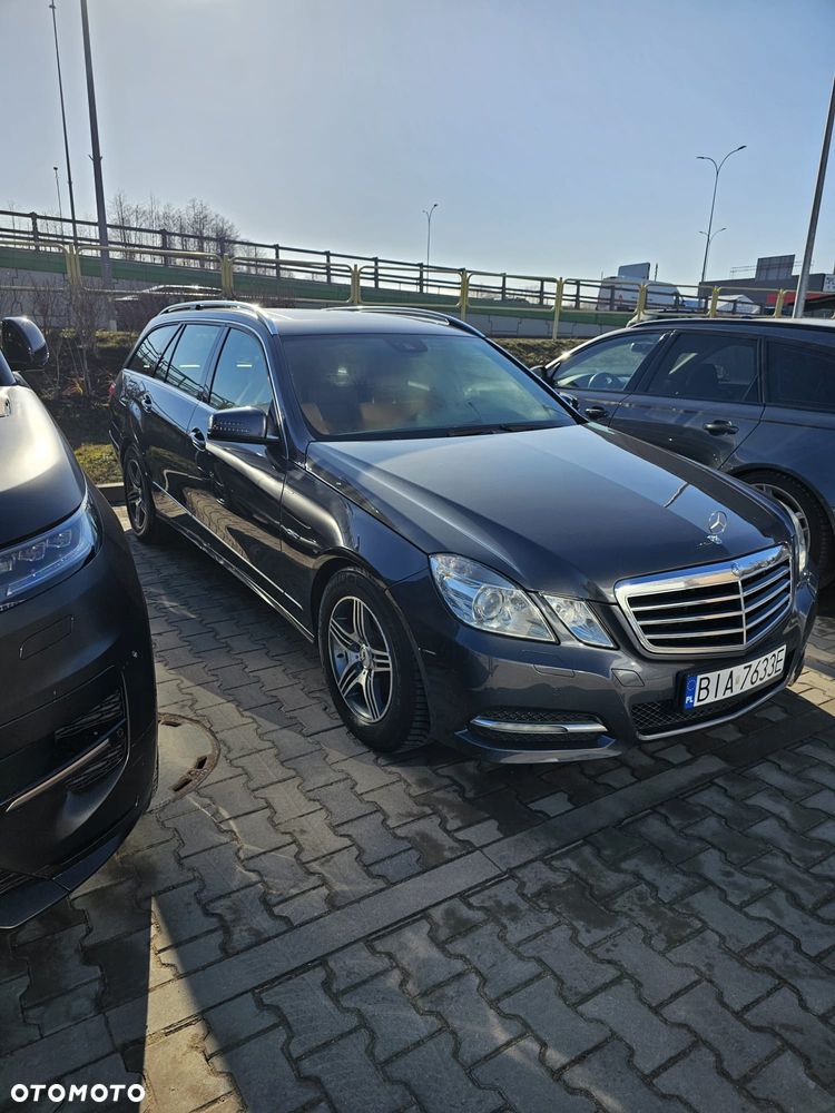 Mercedes-Benz Klasa E 220 CDI 7G-TRONIC Avantgarde - 4