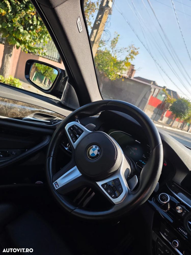 BMW Seria 5 530e Aut. M Sport Edition - 27